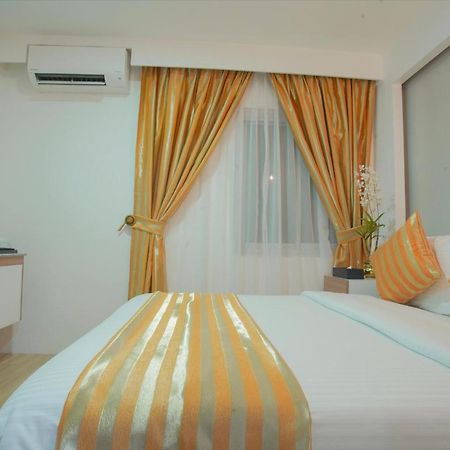 Ragazzi Resort Hotel Naga  Exterior photo
