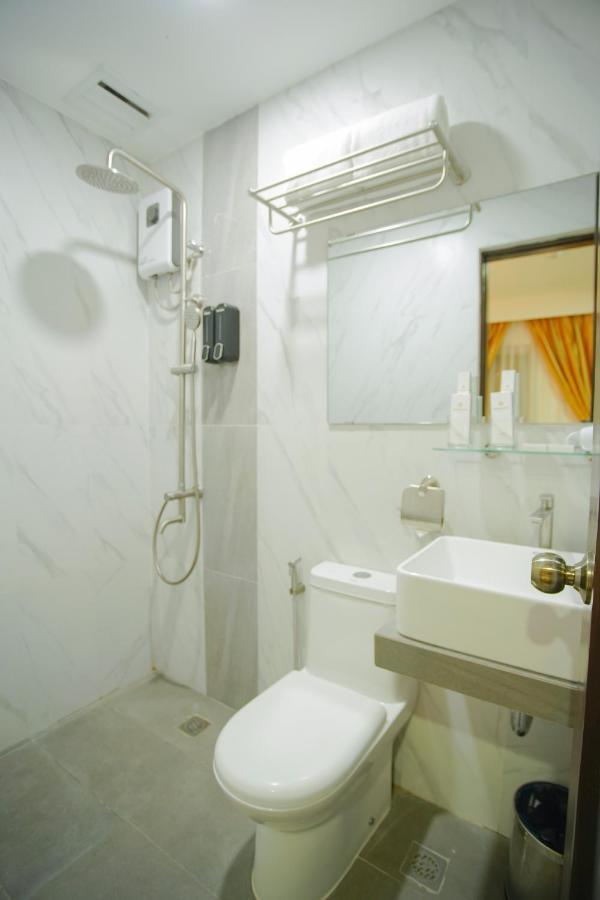 Ragazzi Resort Hotel Naga  Exterior photo