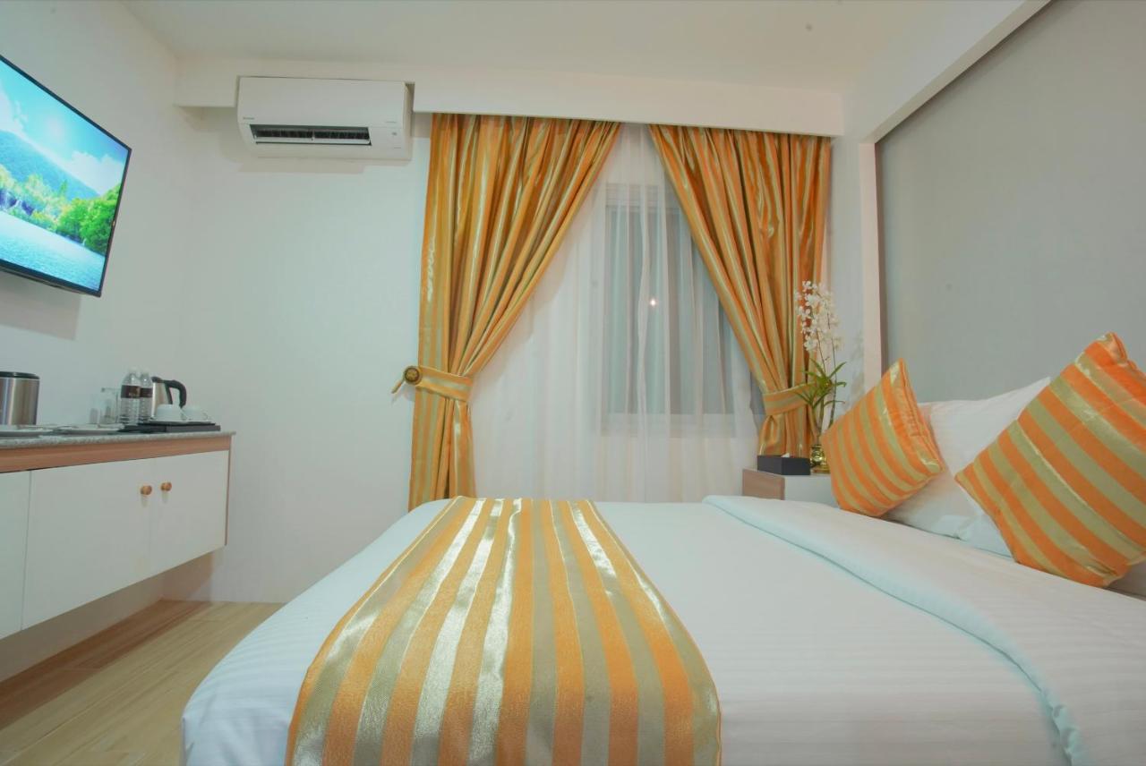 Ragazzi Resort Hotel Naga  Exterior photo